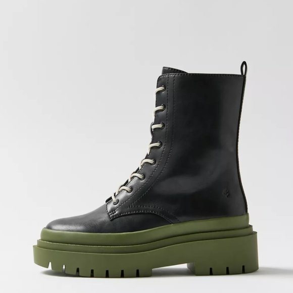 STUNNING! BNIB Cool Planet by Steve Madden Mosss Combat Winter Boots Sz 8 - Picture 3 of 5